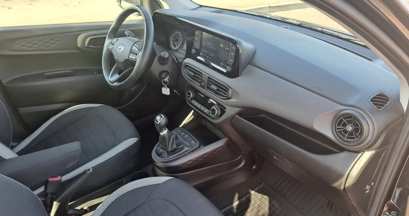 Hyundai i10 cena 49500 przebieg: 40500, rok produkcji 2021 z Zawiercie małe 326